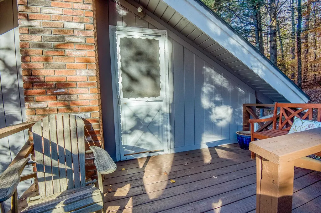 70 Pleasant Valley Road Wolfeboro NH 03894