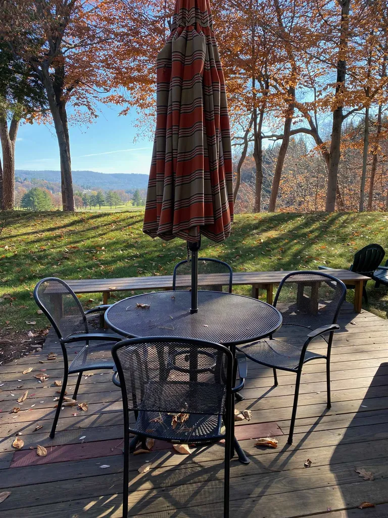 860 Murphy Road Hartford VT 05059