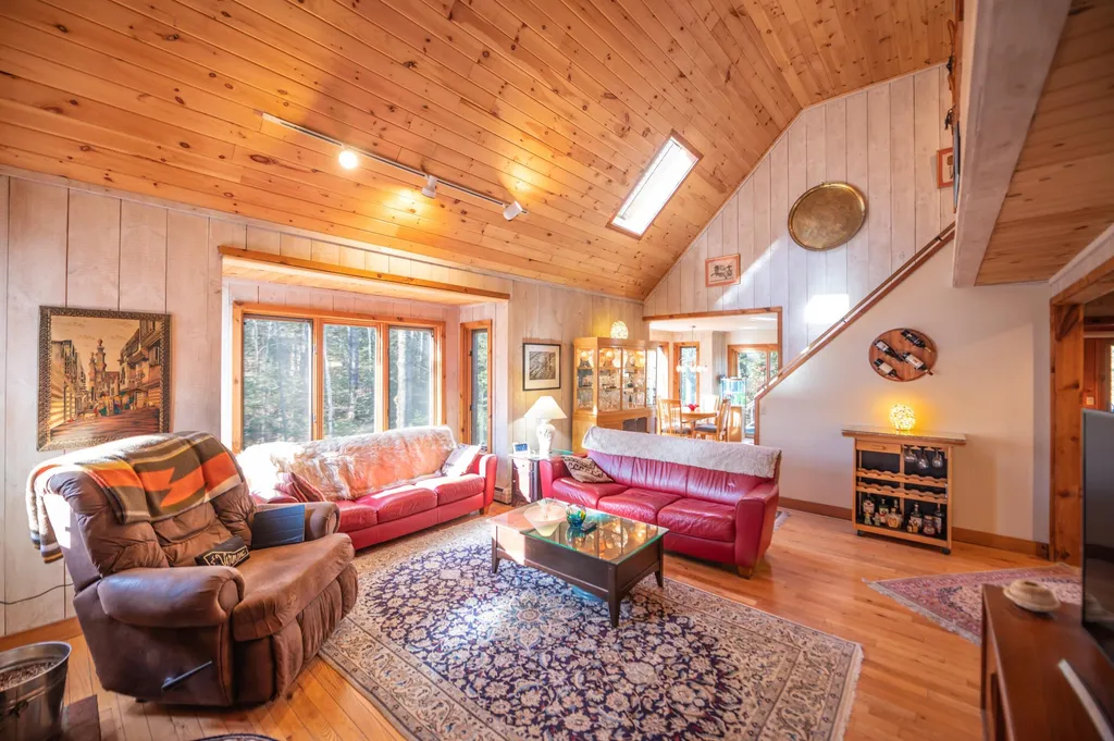 71 Villager Loop Dover VT 05356