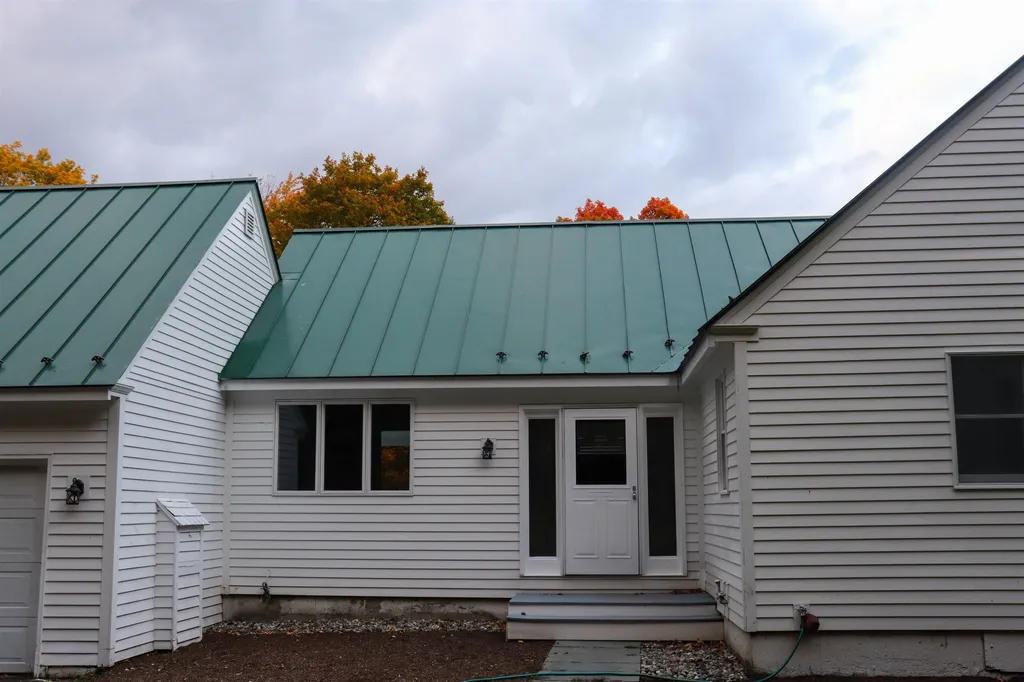 440 Pleasant Street New London NH 03257