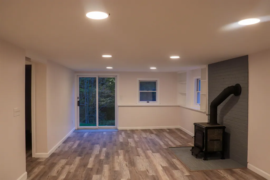 440 Pleasant Street New London NH 03257