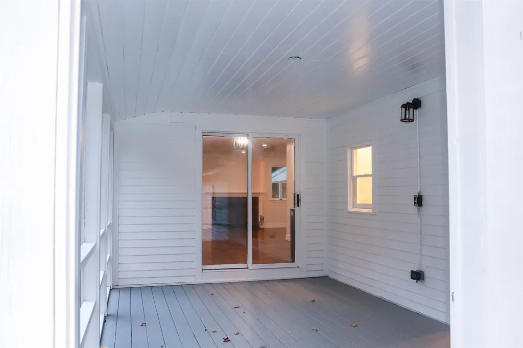 440 Pleasant Street New London NH 03257