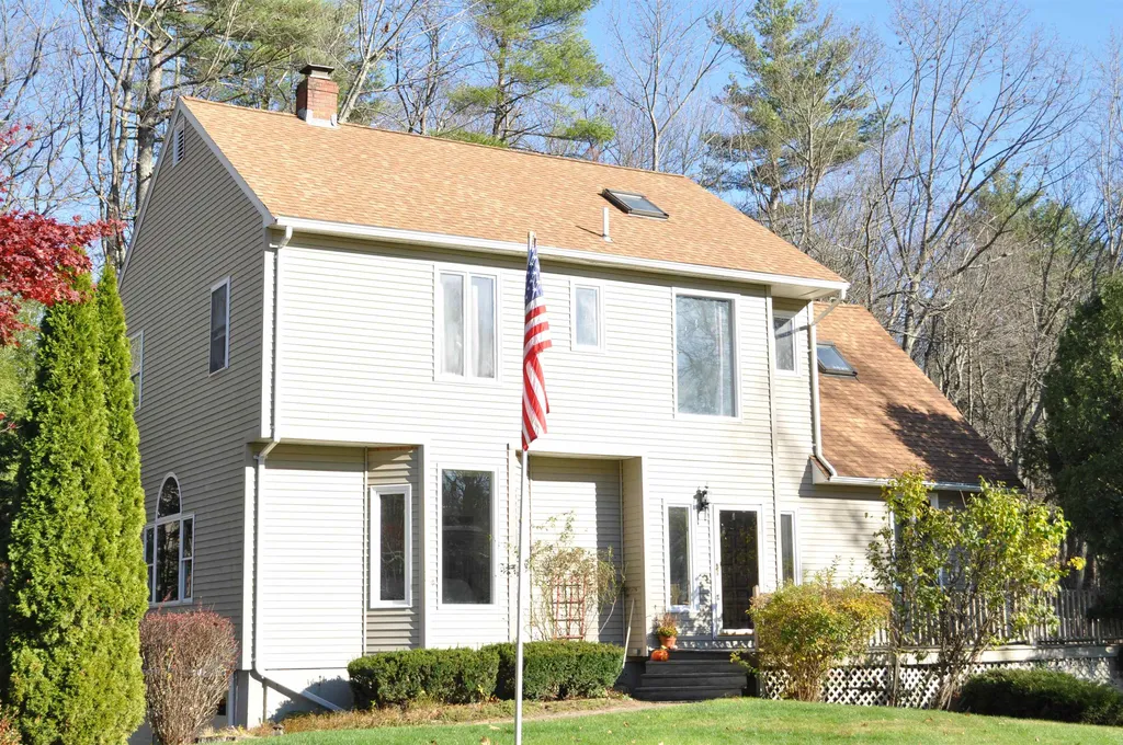 39 Sawyer Road Hampstead NH 03841