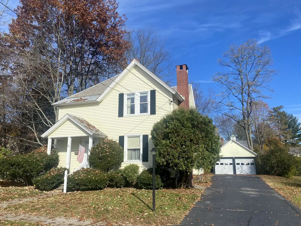 131 Oak Grove Avenue Brattleboro VT 05301