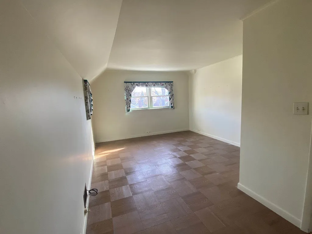 131 Oak Grove Avenue Brattleboro VT 05301