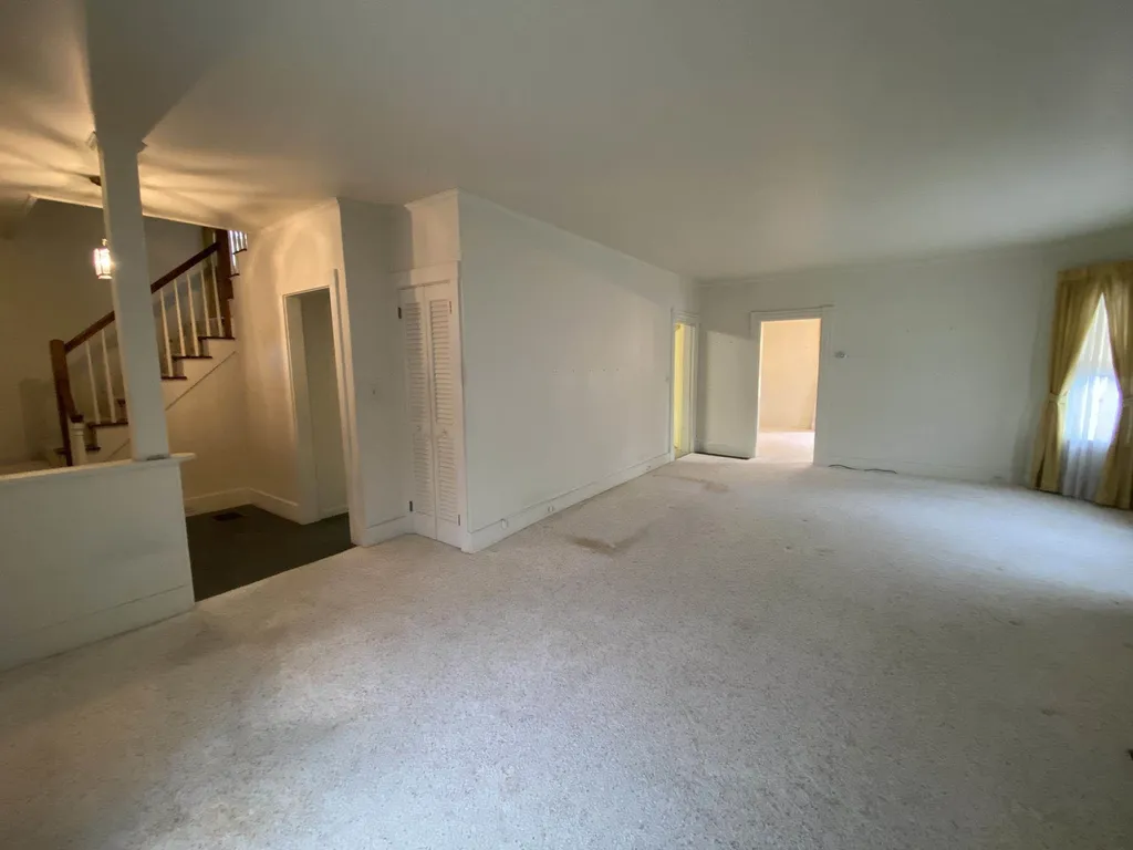 131 Oak Grove Avenue Brattleboro VT 05301