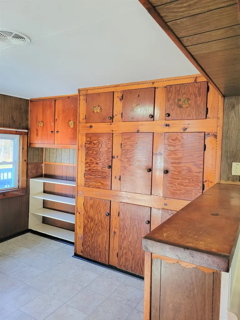 272 Sullivan Street Claremont NH 03743