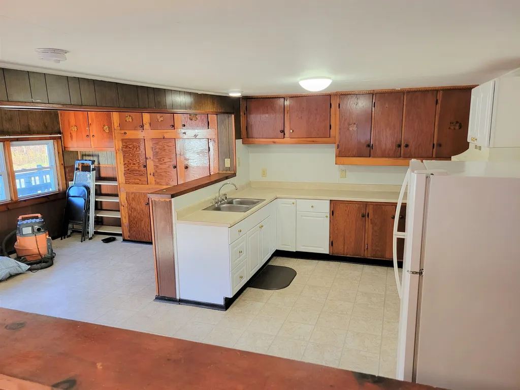 272 Sullivan Street Claremont NH 03743