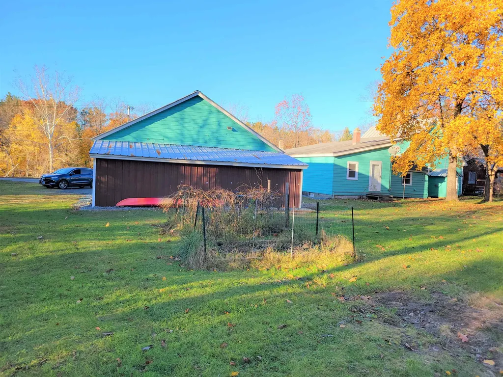 272 Sullivan Street Claremont NH 03743