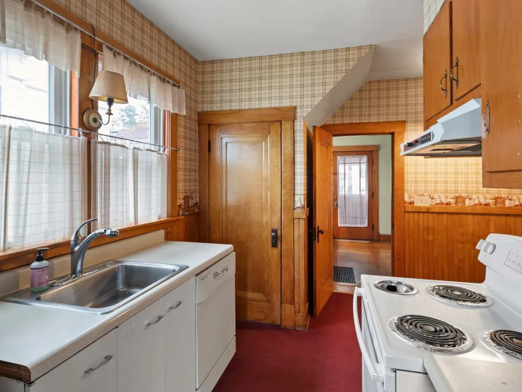 511 South Union Street Burlington VT 05401