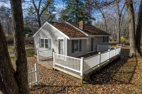 42 Andrews Road Tilton NH 03276
