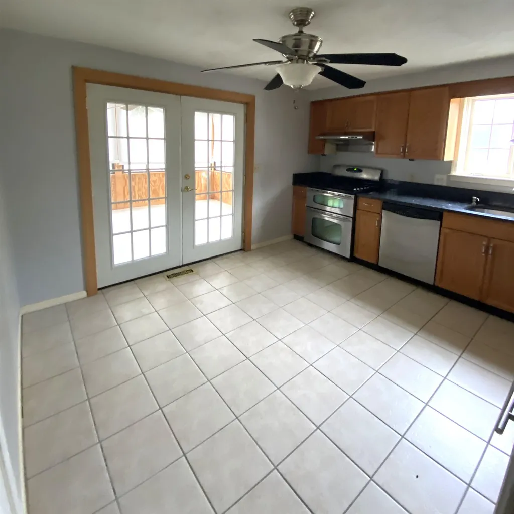 26 Brinton Drive Nashua NH 03064