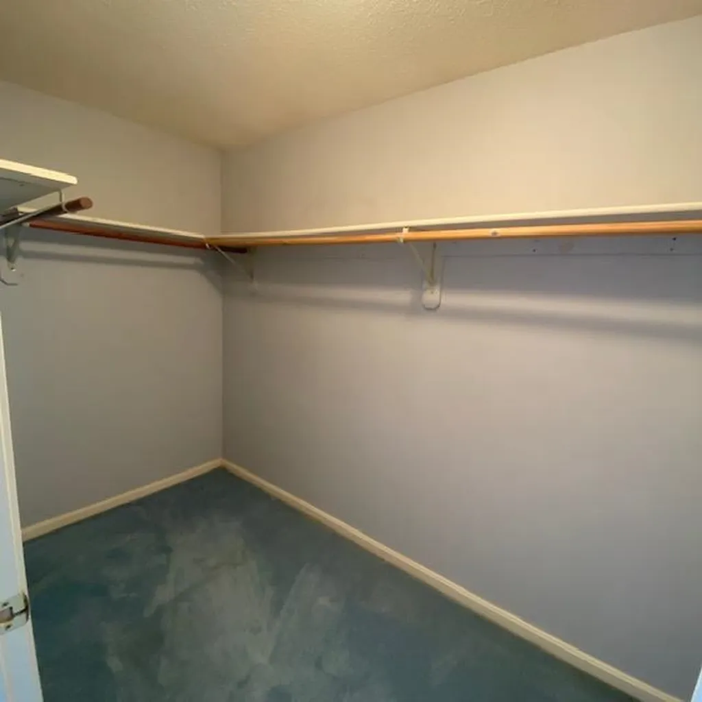 26 Brinton Drive Nashua NH 03064