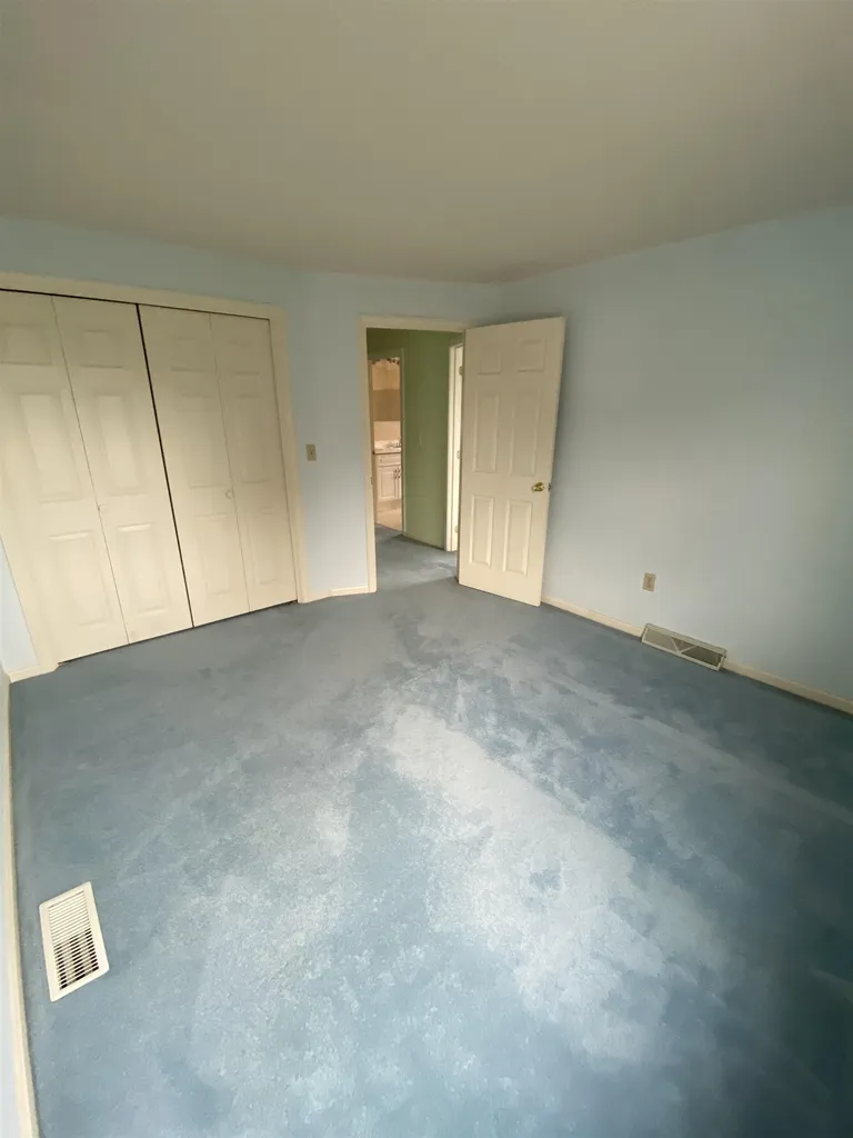 26 Brinton Drive Nashua NH 03064