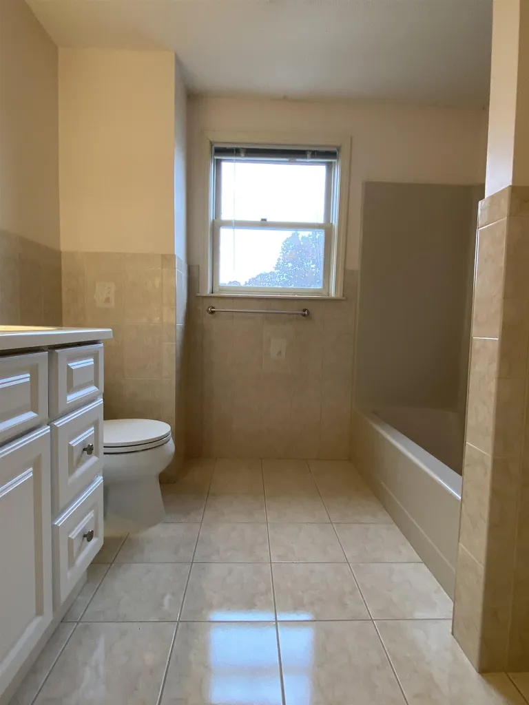 26 Brinton Drive Nashua NH 03064