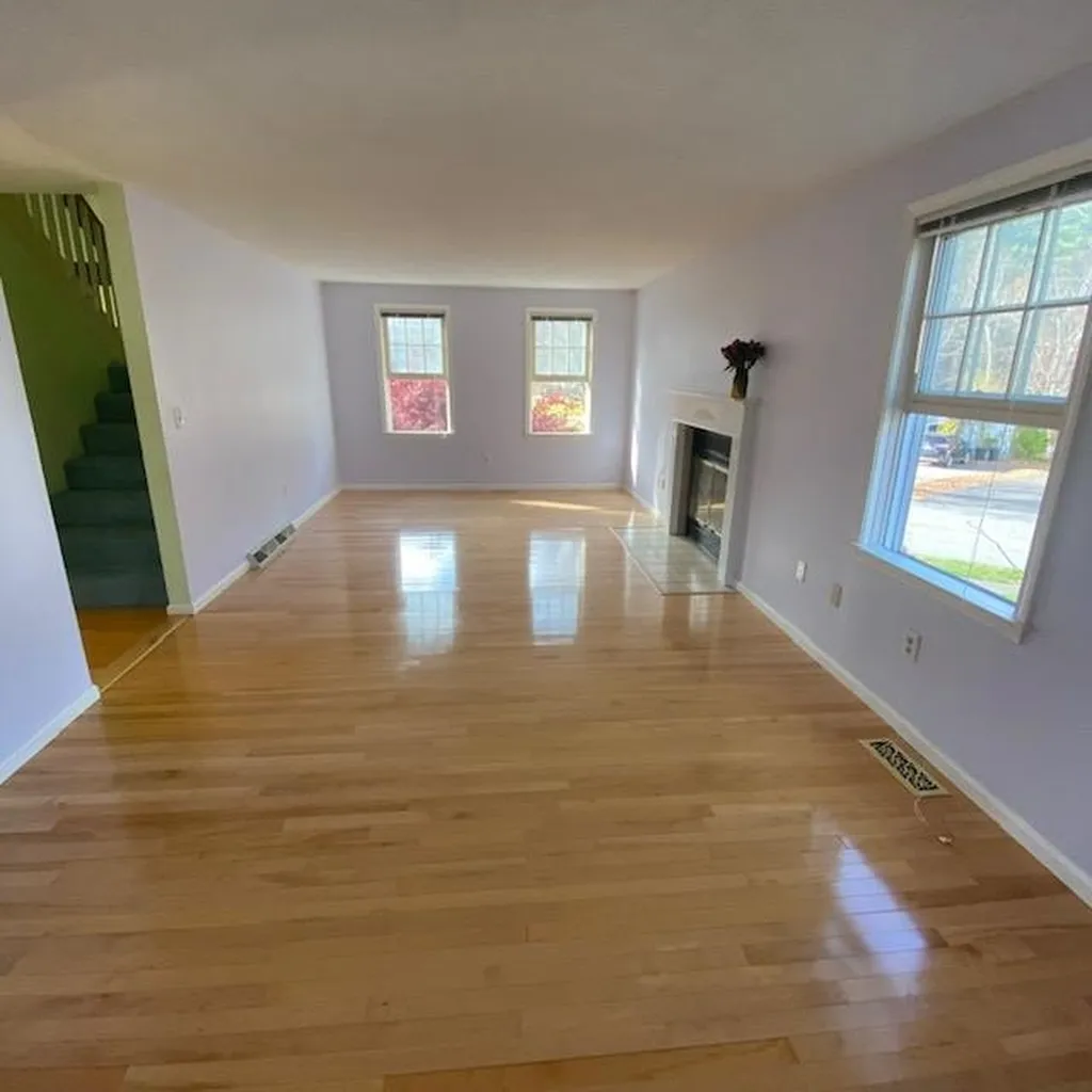 26 Brinton Drive Nashua NH 03064