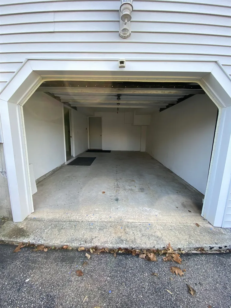 26 Brinton Drive Nashua NH 03064