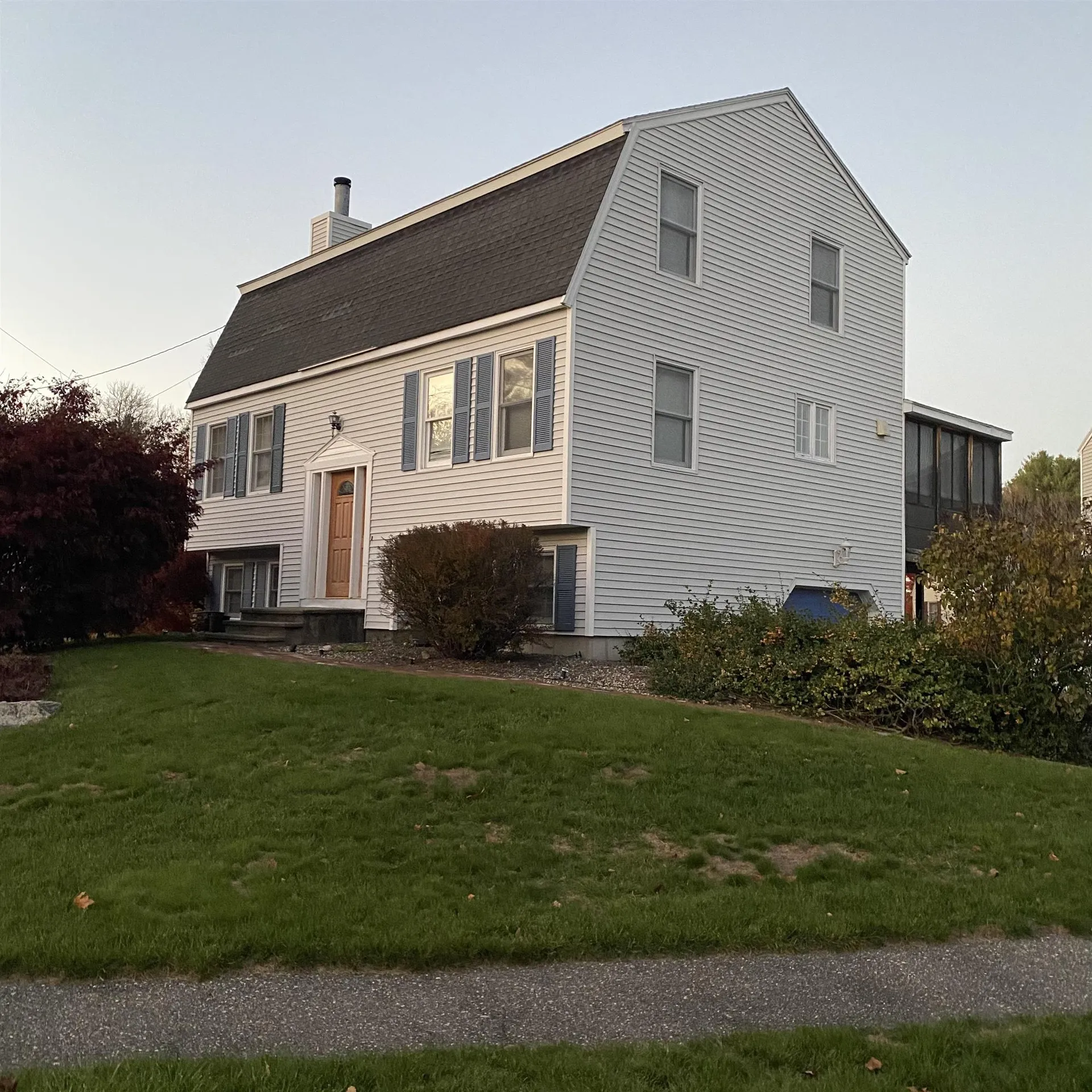 26 Brinton Drive Nashua NH 03064