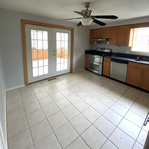 26 Brinton Drive Nashua NH 03064