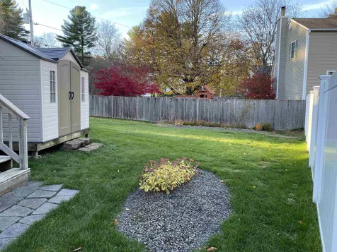 26 Brinton Drive Nashua NH 03064