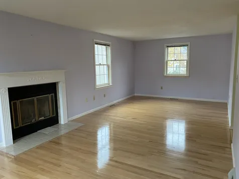 26 Brinton Drive Nashua NH 03064