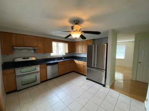 26 Brinton Drive Nashua NH 03064