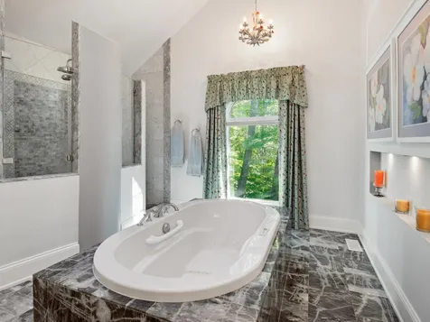 78 Crescent Road Burlington VT 05401