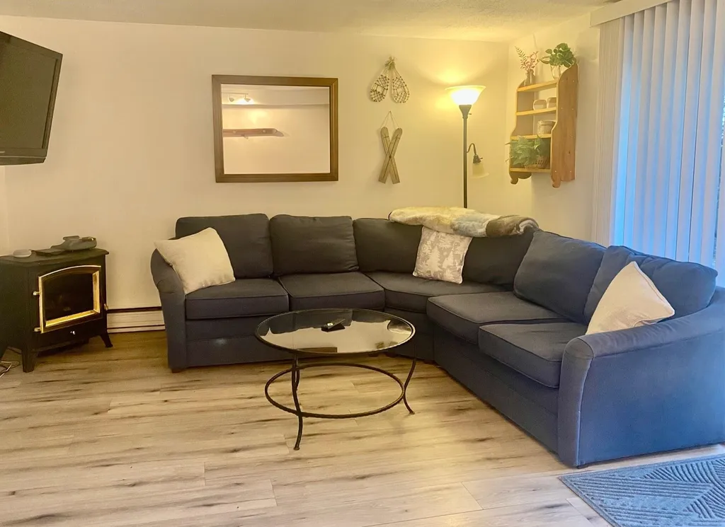 24 Stratton West Road Winhall VT 05340