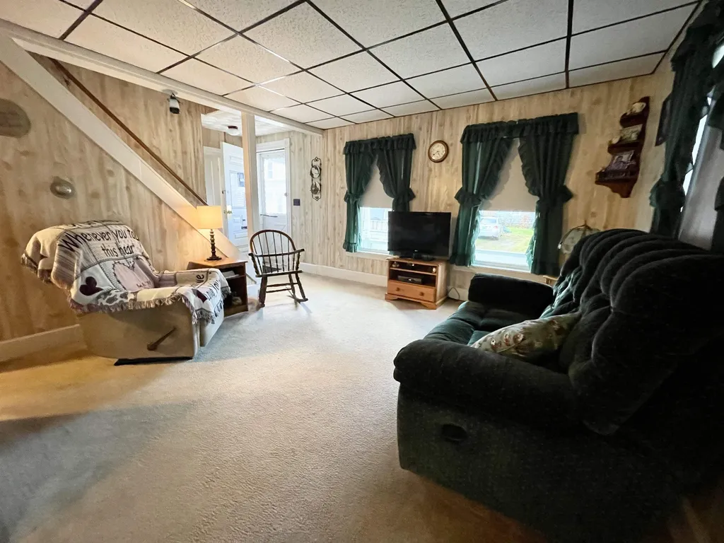 10 Butterfield Avenue Rockingham VT 05101