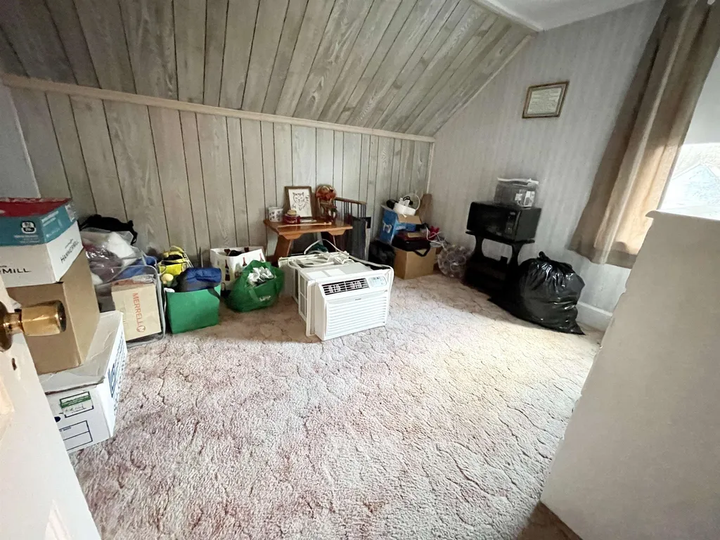 10 Butterfield Avenue Rockingham VT 05101