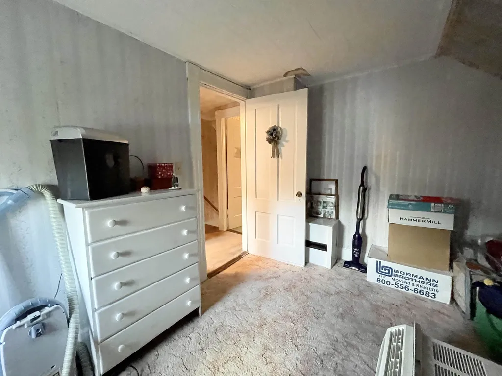 10 Butterfield Avenue Rockingham VT 05101