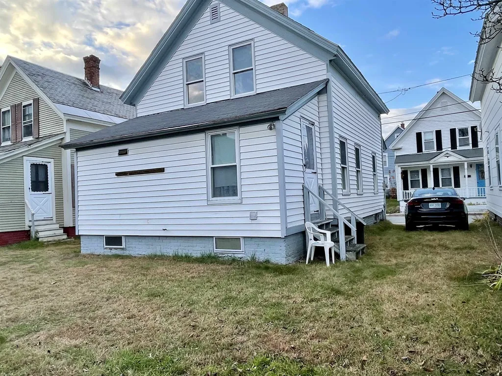 10 Butterfield Avenue Rockingham VT 05101