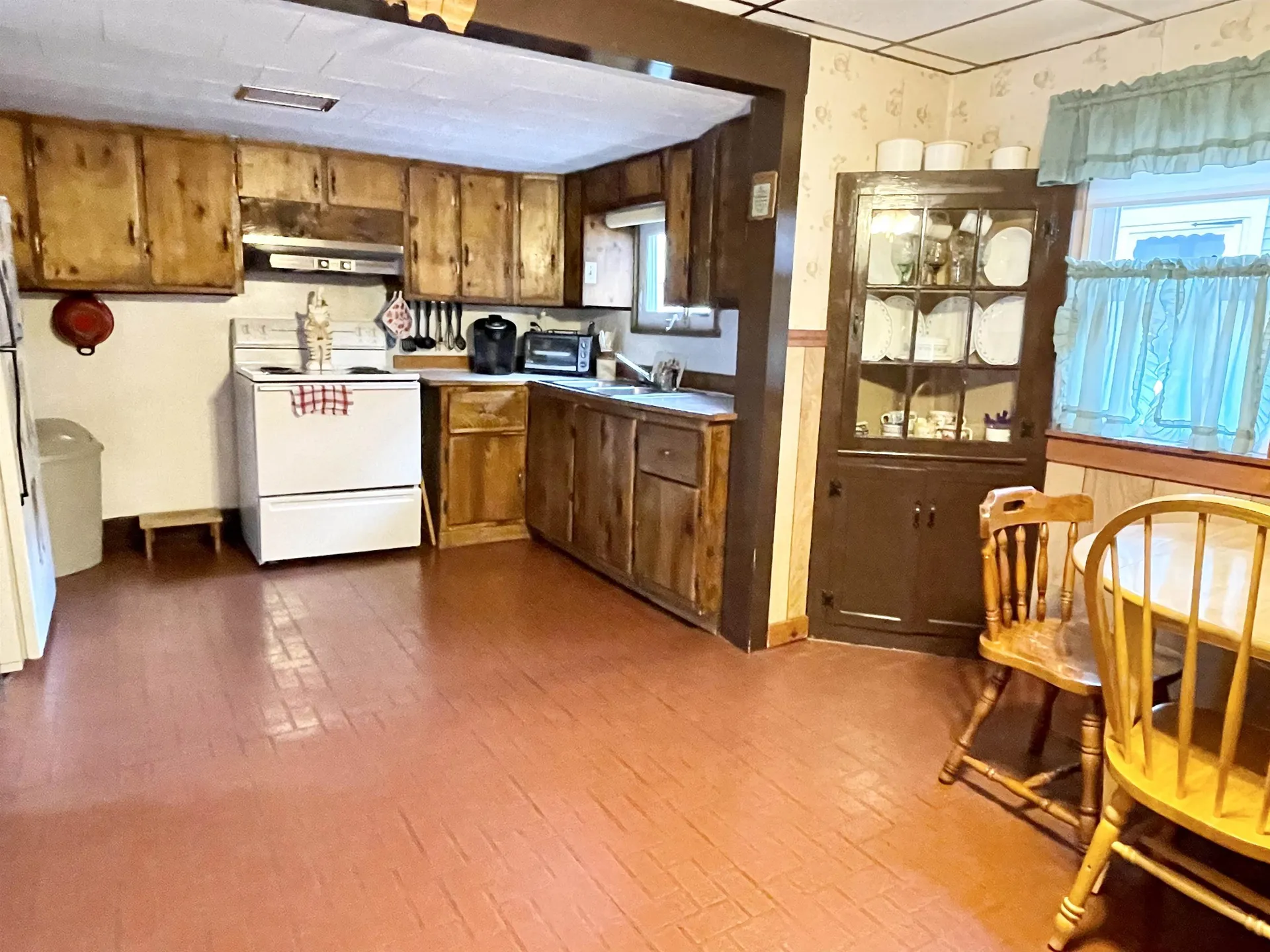 10 Butterfield Avenue Rockingham VT 05101