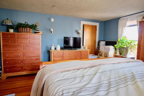 27 Thorndike Street Concord NH 03301