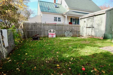 27 Thorndike Street Concord NH 03301