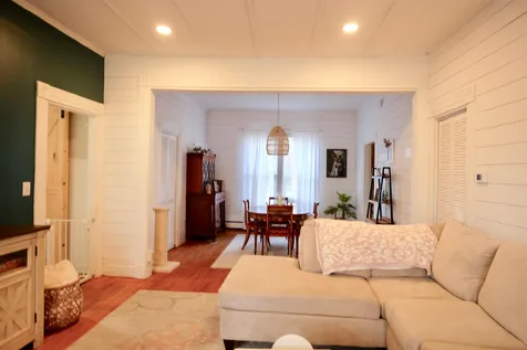 27 Thorndike Street Concord NH 03301