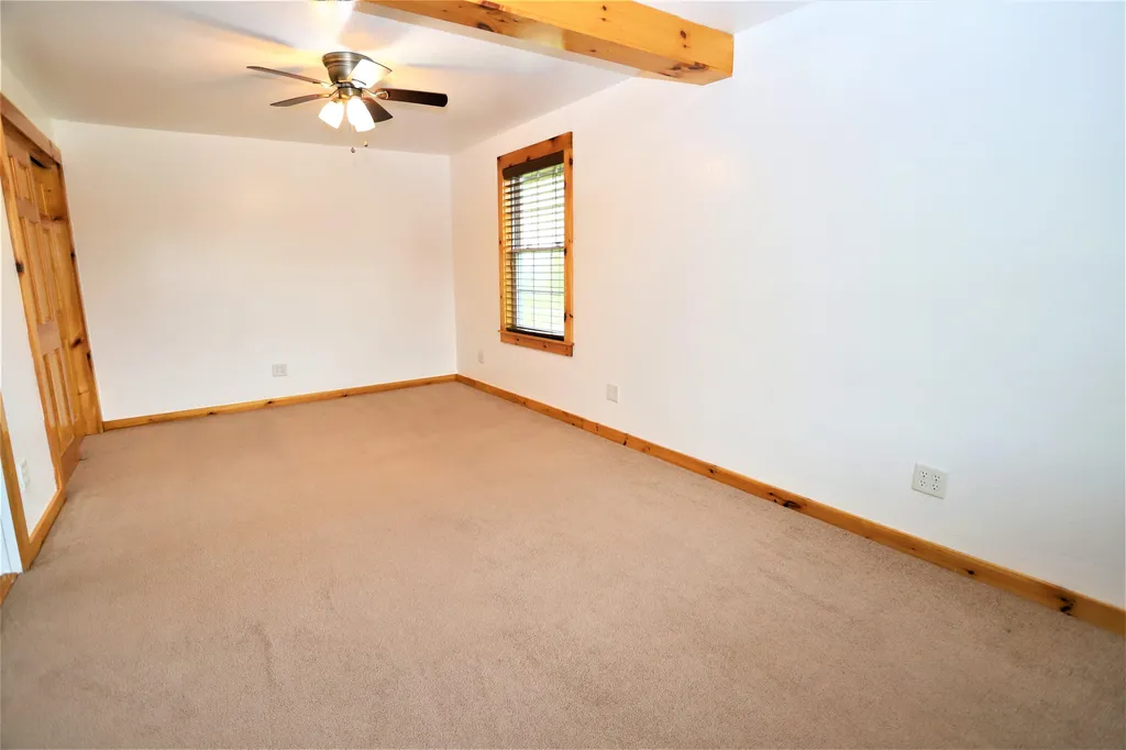 2637 Farrar Road Newport Town VT 05857