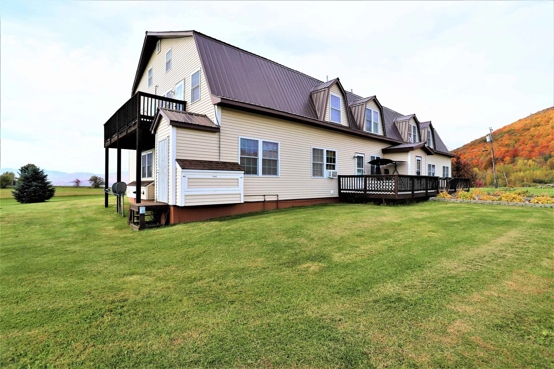 2637 Farrar Road Newport Town VT 05857