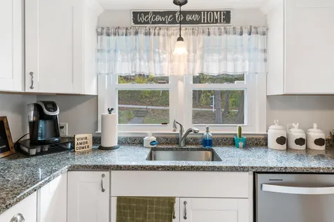 5 Jericho Road Pelham NH 03076