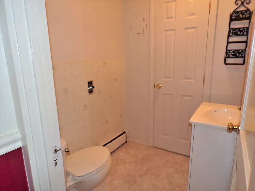16 Forest Street Franklin NH 03235