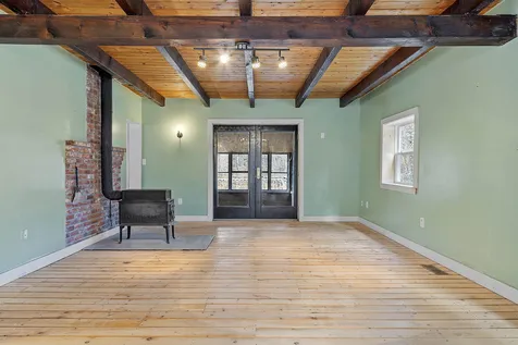 49 Pine Meadows Circle Bennington NH 03442