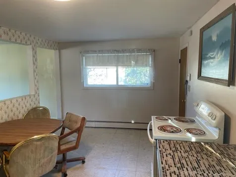 28 Ross Street Nashua NH 03060