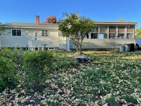 28 Ross Street Nashua NH 03060