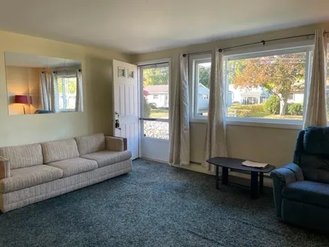 28 Ross Street Nashua NH 03060