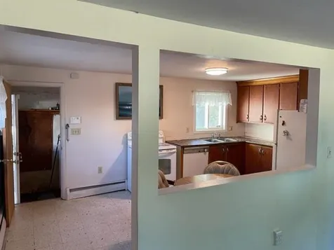 28 Ross Street Nashua NH 03060