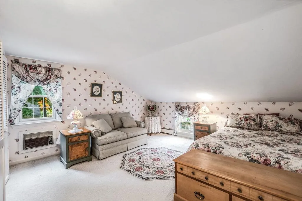26 Edgewood Drive Hampton NH 03842
