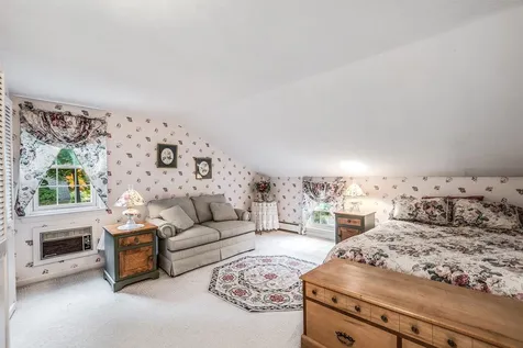 26 Edgewood Drive Hampton NH 03842