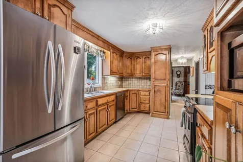 26 Edgewood Drive Hampton NH 03842