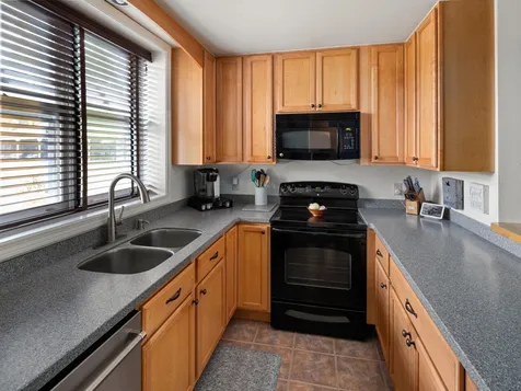 48 Chestnut Lane Colchester VT 05446