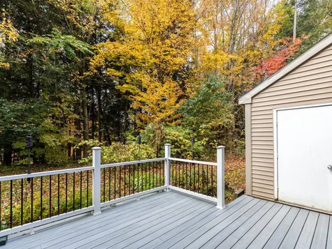 48 Chestnut Lane Colchester VT 05446
